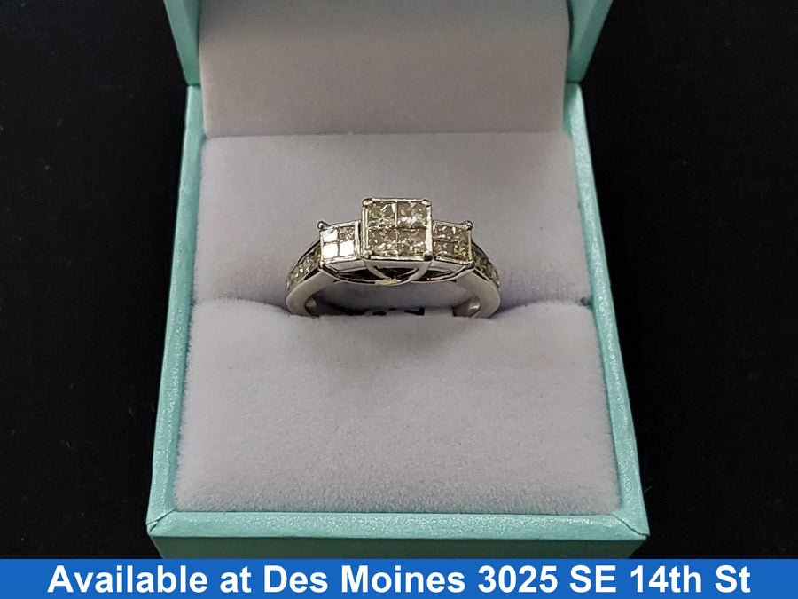 Women's Ring - White Gold 10k (.417) 3.6 grams Size 7.5