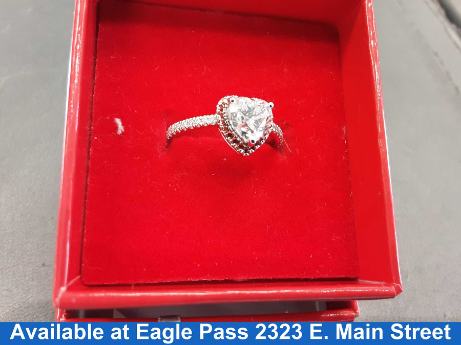 Women's Ring - White Gold 10k (.417) 1.9 grams Size 7.5