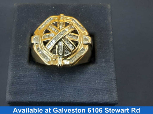 Men's Ring - Yellow Gold 10k (.417) 7.5 grams Size 10.5