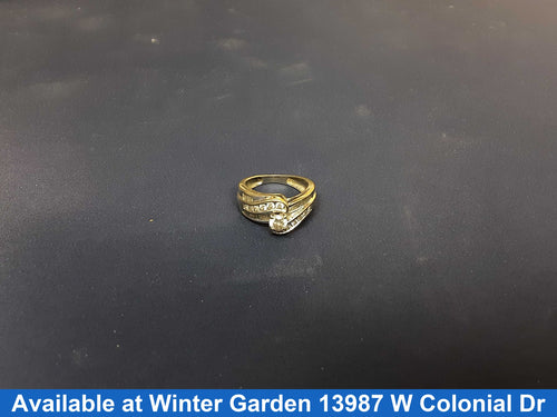 Women's Ring - White Gold 10k (.417) 4.4 grams Size 5.5