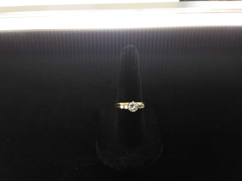 Fancy Wedding Set Yellow Gold 14K (.585) 3.8 grams Size 8.5