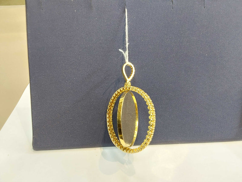 Coin Pendant Yellow Gold 10k (.417) 13.5 grams