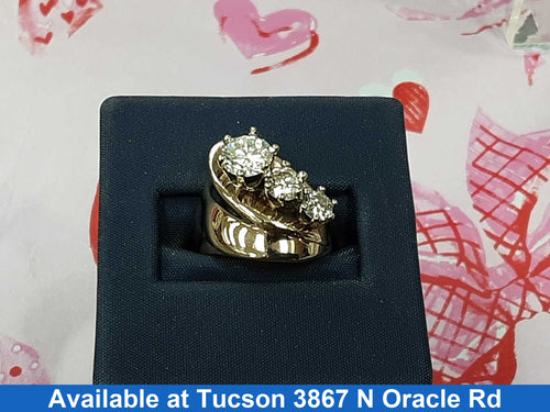 Women's Ring - Yellow Gold 14k (.585) 6.9 grams Size 20