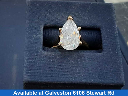 Women's Ring - Solitaire - Yellow Gold 14k (.585) 4.4 grams Size 6