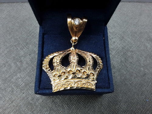 Symbol Pendant - Yellow Gold 10k (.417) 7.9 grams