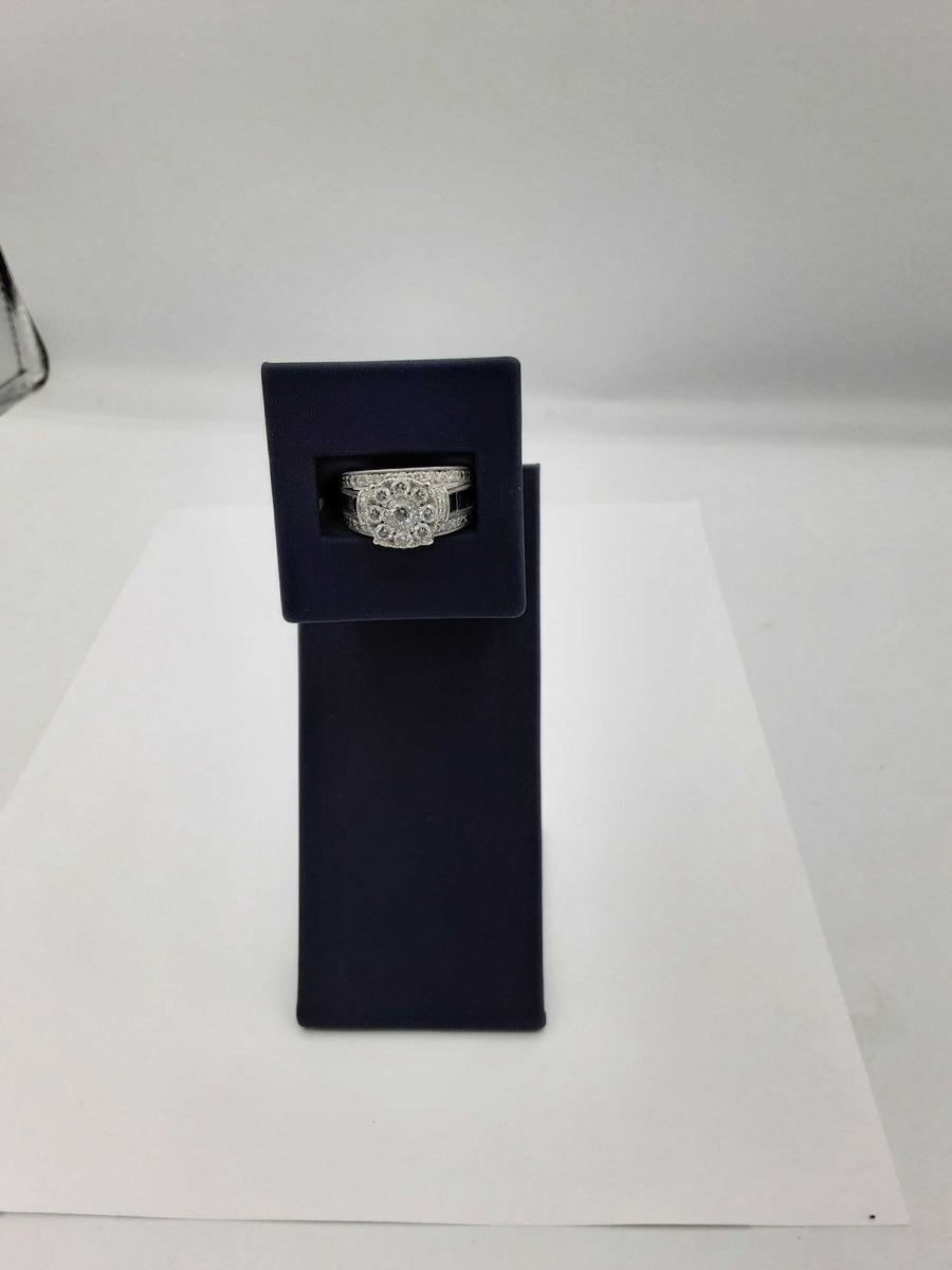 Women's Ring - White Gold 14k (.585) 12.1 grams Size 9