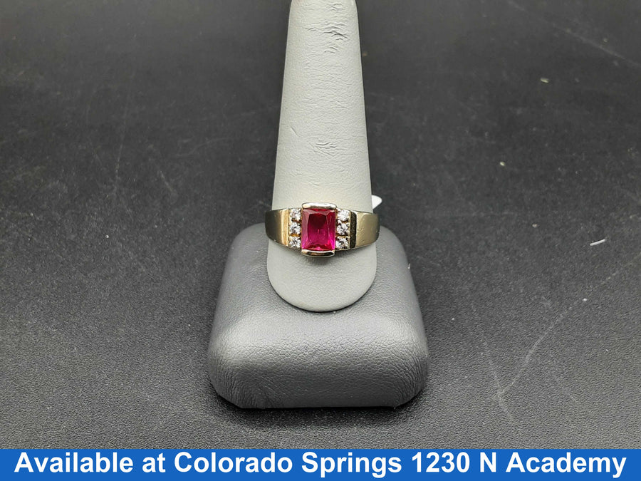 Men's Ring - Yellow Gold 14k (.585) 4.2 grams Size 11.5
