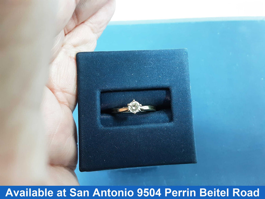 Women's Ring - Solitaire - Yellow Gold 14k (.585) 2.1 grams Size 5