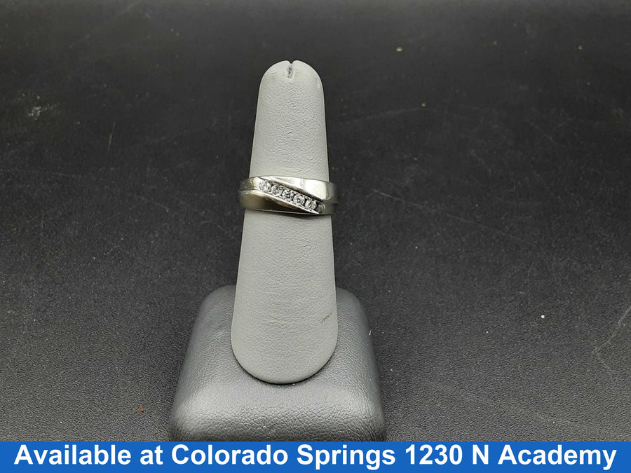 Men's Ring - White Gold 10k (.417) 5.2 grams Size 6.5