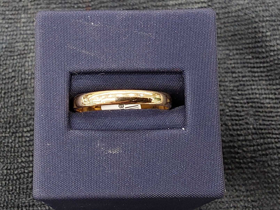 Ring - Wedding Band - Yellow Gold 14k (.585) 2.2 Grams Size 11