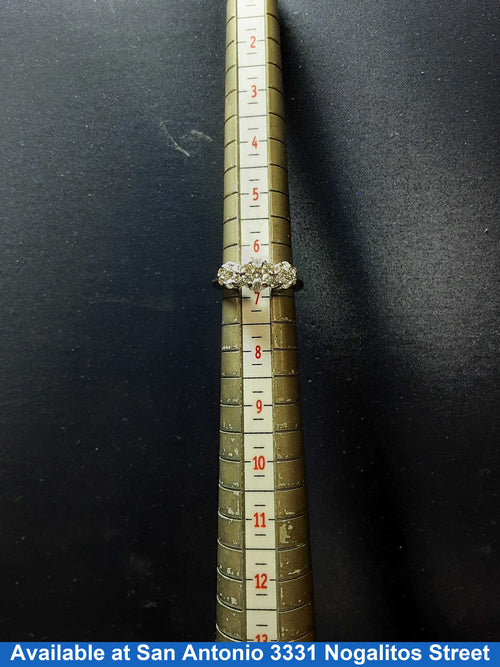 Women's Ring - White Gold 14k (.585) 4.7 grams Size 6