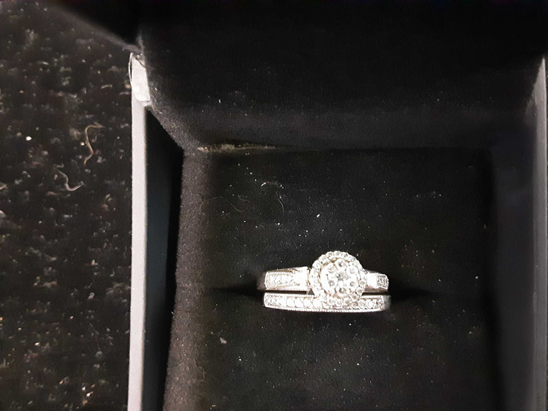 White Gold 10k (.417) 5.2 grams Size 7