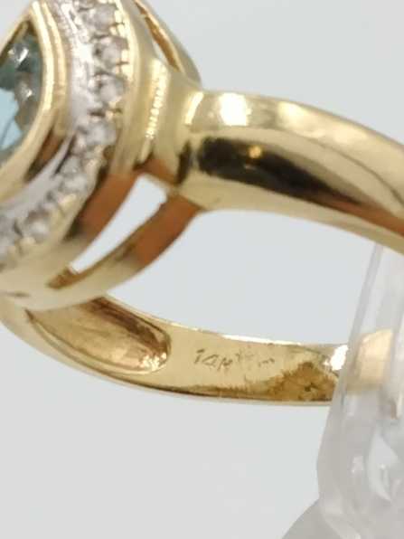 Women's Ring - Yellow Gold 14k (.585) 4.4 grams Size 8