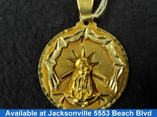 Religious Pendant - Yellow Gold 10k (.417) 5.7 grams