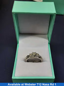 Women's Ring - White Gold 14k (.585) 4.6 grams Size 7