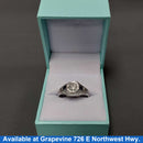 Women's Ring - White Gold 18k (.750) 5.6 grams Size 10.5