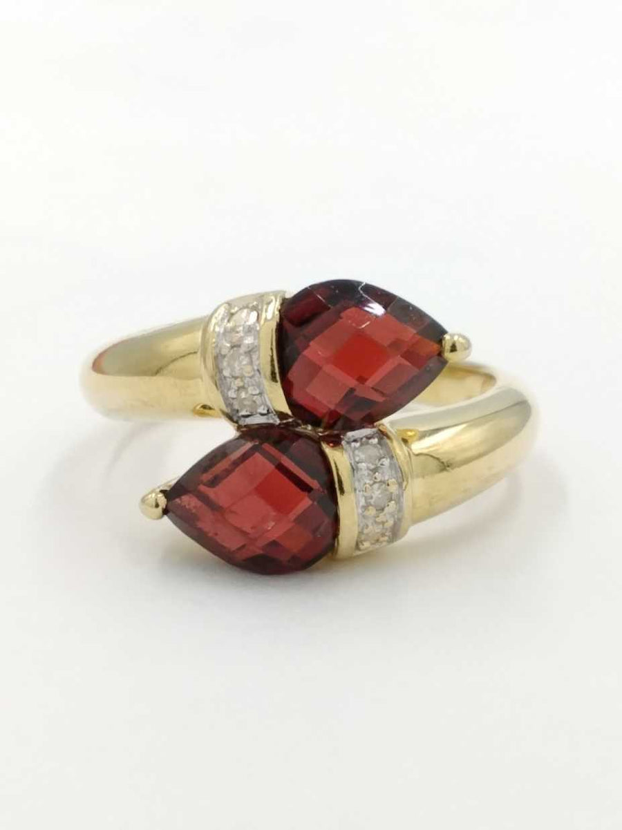 Women's Ring - Yellow Gold 14k (.585) 6.4 grams Size 10