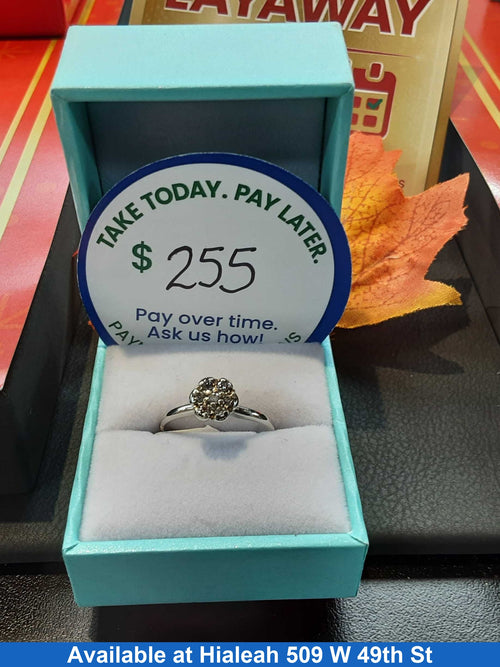 Women's Ring - White Gold 10k (.417) 1.9 grams Size 7