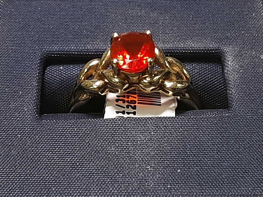 Women's Ring - Yellow Gold 14k (.585) 2.8 grams Size 7.5