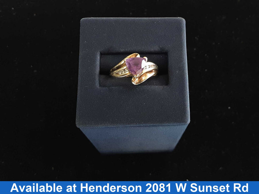 Women's Ring - Yellow Gold 10k (.417) 2.8 grams Size 20