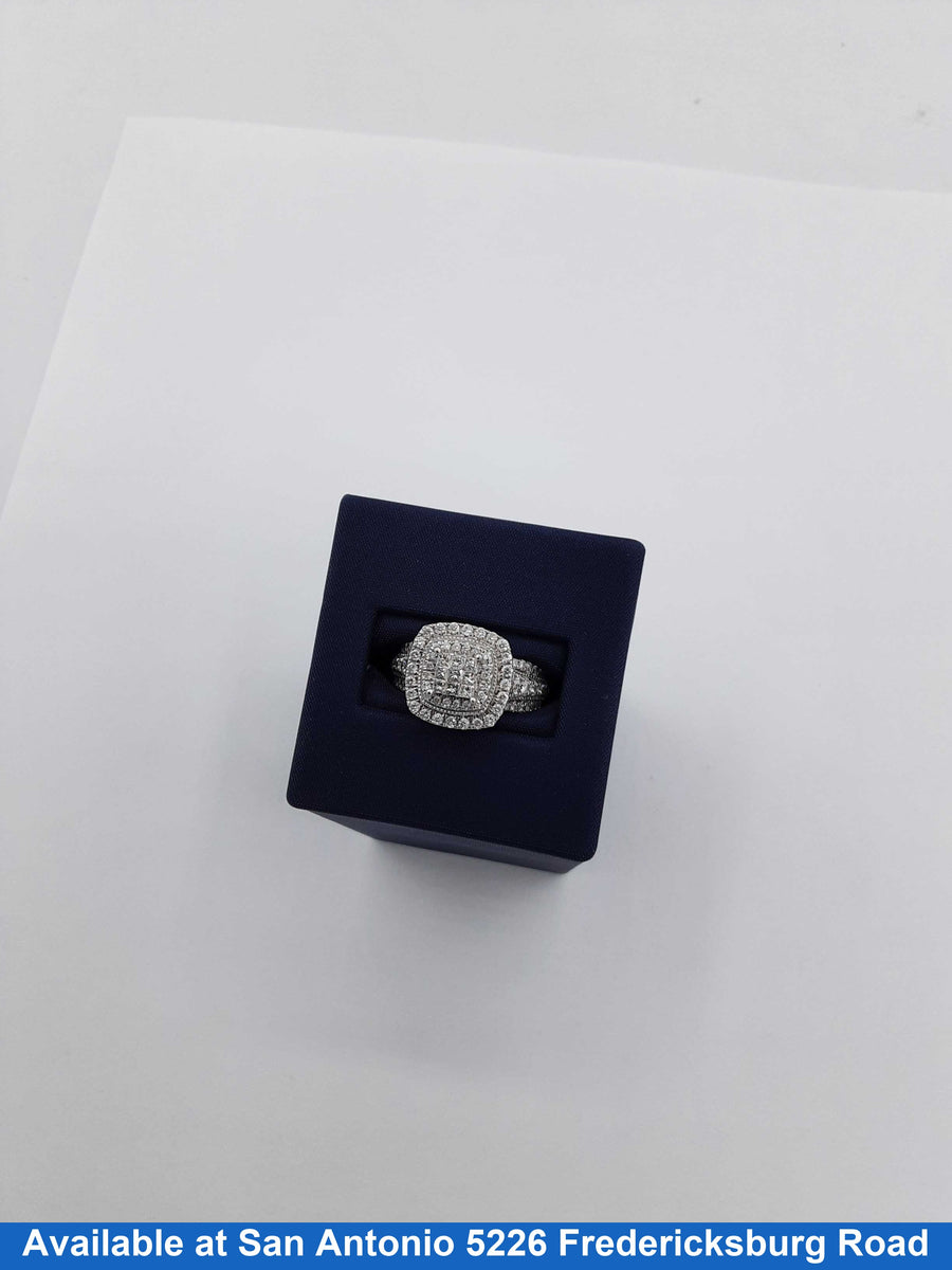 Women's Ring - White Gold 10k (.417) 4.7 grams Size 8