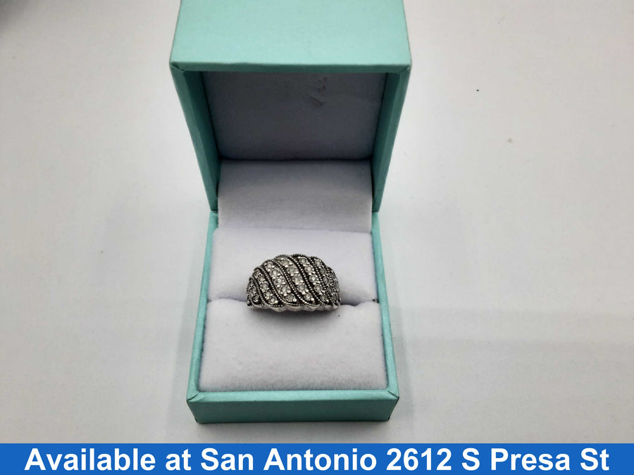 Women's Ring - Silver 4.7 grams Size 7.5