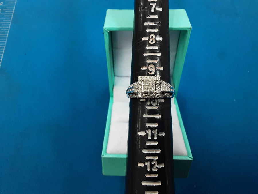 Ring - Wedding Set - White Gold 10k (.417) 4.4 grams Size 7