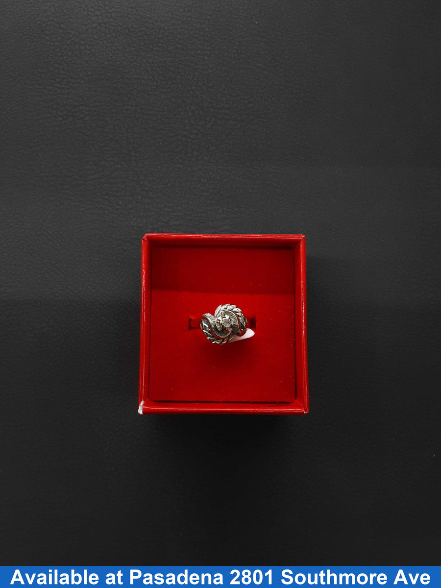 Women's Ring - White Gold 14k (.585) 3.4 grams Size 6