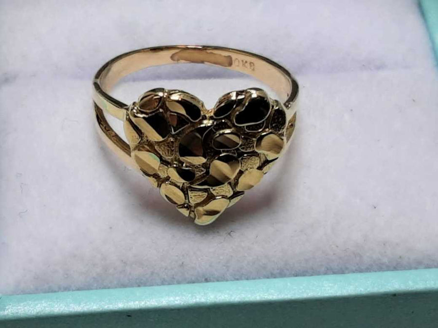 Women's Ring - Yellow Gold 10k (.417) 1.6 grams Size 5.5