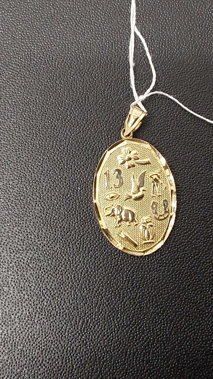 Religious Pendant - Yellow Gold 10k (.417) 2.1 grams