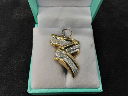Pendant - Yellow Gold 10k (.417) 1.9 grams
