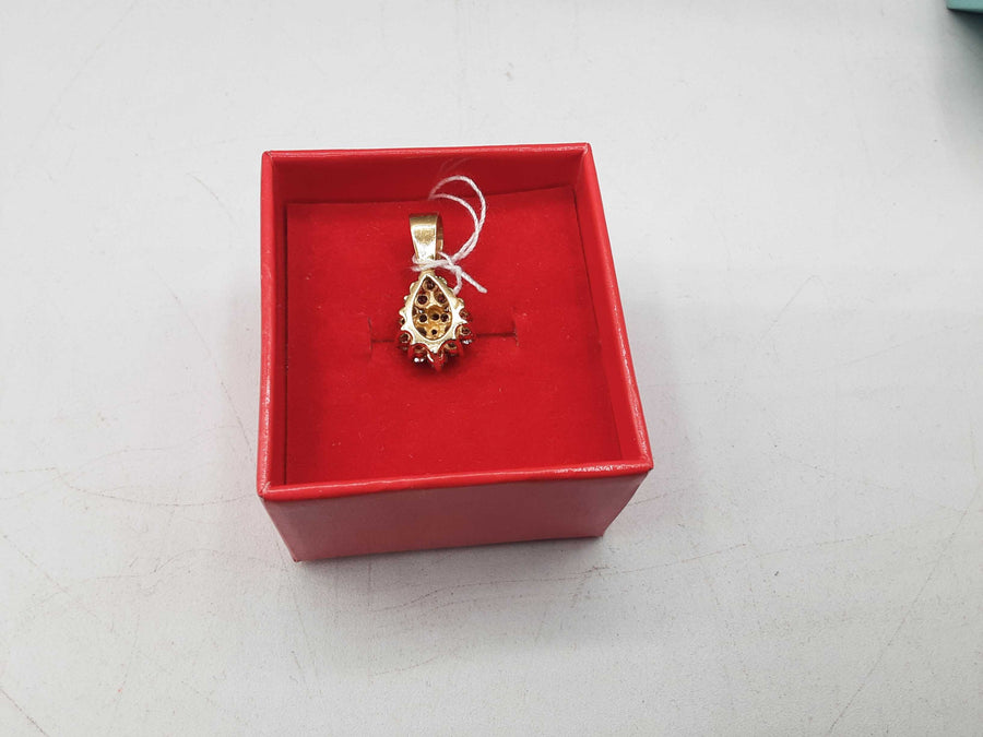 Diamond Pendant - Yellow Gold 14k (.585) 2.4 grams