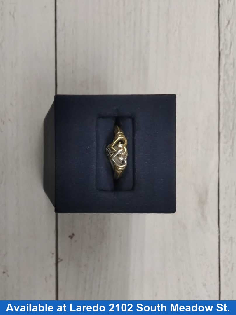 Women's Ring - Yellow Gold 10k (.417) 1.8 grams Size 7.5