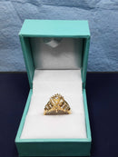 Women's Ring - Yellow Gold 14k (.585) 5 grams Size 7