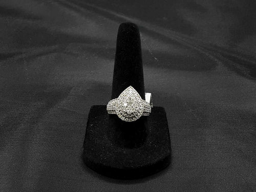 Women's Ring - White Gold 10k (.417) 4.5 grams Size 7