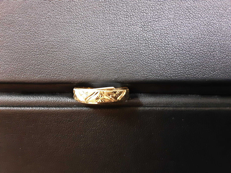 Yellow Gold 14k (.585) 2 grams Size 7