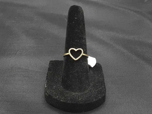 Women's Ring - Yellow Gold 14k (.585) 0.8 grams Size 5.5