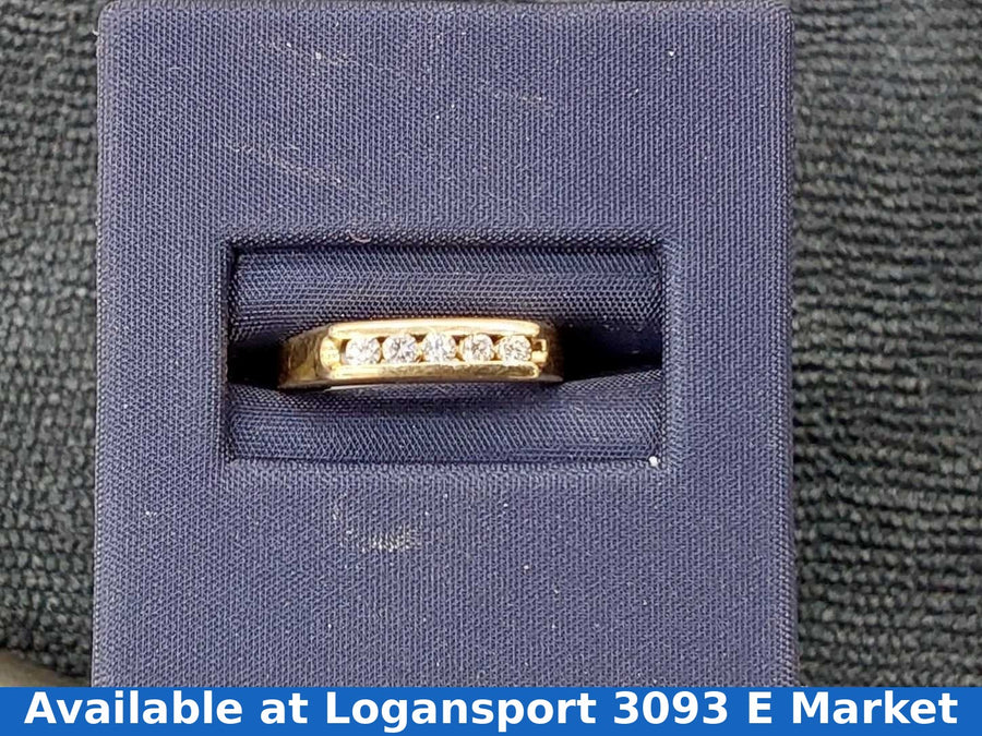 Men's Ring - Yellow Gold 14k (.585) 2.4 Grams Size 4.5