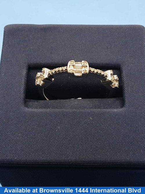 Women's Ring - White Gold 14k (.585) 2.8 grams Size 8.5
