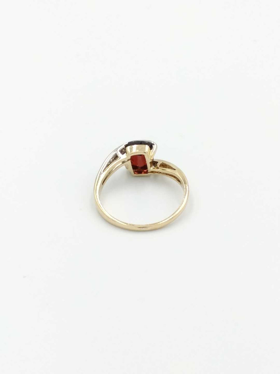 Women's Ring - Yellow Gold 14k (.585) 3.9 grams Size 8