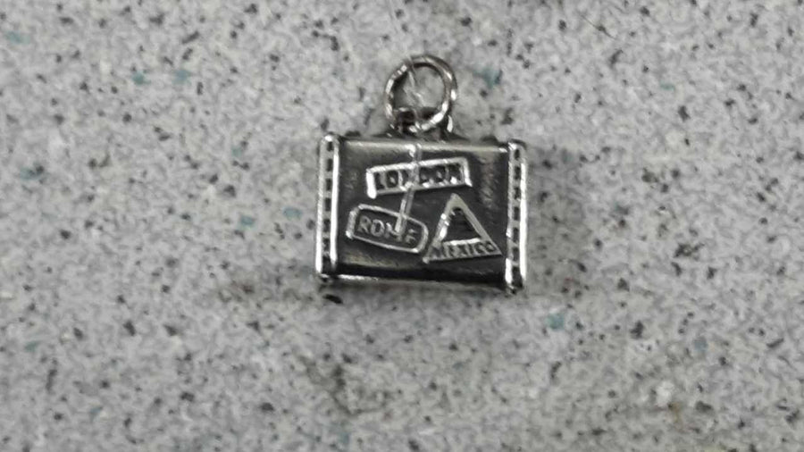 Symbol Pendant - Silver 9 grams