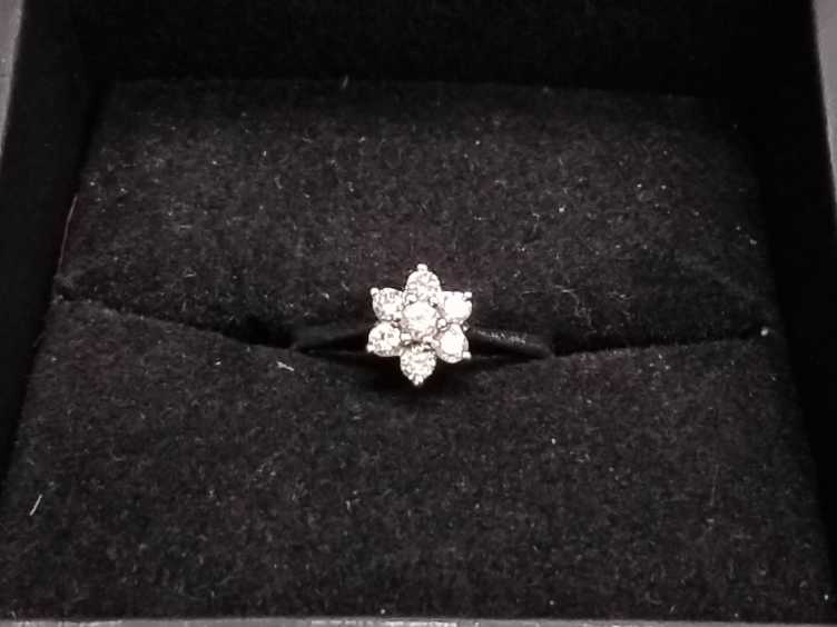 Women's Ring - White Gold 14k (.585) 2.2 grams Size 20