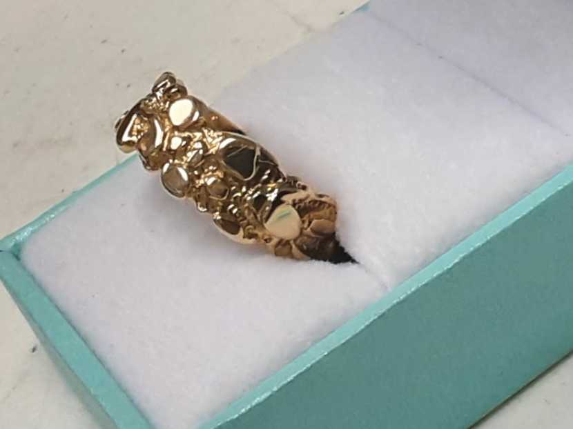 Men's Ring - Yellow Gold 14k (.585) 5.8 grams Size 10