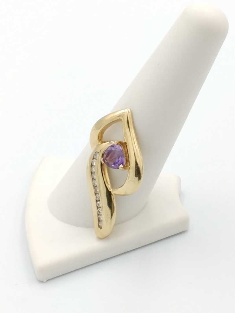 Diamond Pendant - Yellow Gold 14k (.585) 3.9 grams
