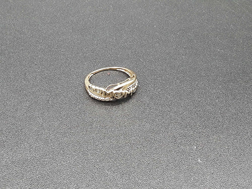 Women's Ring - Yellow Gold 10k (.417) 2.6 grams Size 7