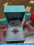 Women's Ring - Solitaire - White Gold 14k (.585) 4.6 grams Size 7