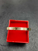 Bangle Bracelet - Yellow Gold 18k (.750) 9.3 grams 4 inch