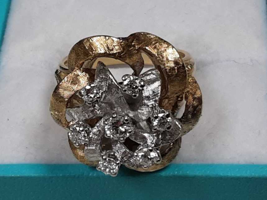 Women's Ring - Yellow Gold 14k (.585) 7.9 grams Size 6