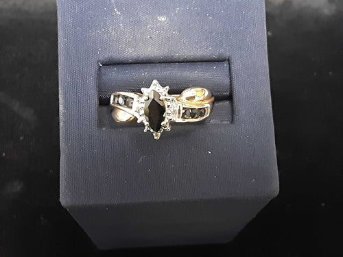 Women's Ring - Yellow Gold 10k (.417) 2.9 grams Size 7.5