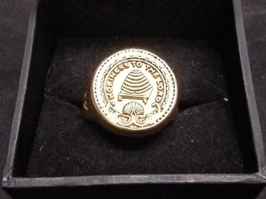 Men's Ring - Yellow Gold 10k (.417) 45.2 grams Size 20